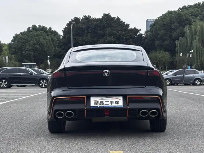 Changan UNI-V 2023 Model 1.5T Exclusive Model – фото 5