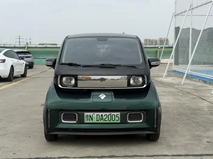 Baojun KiWi EV 2022 Model Designer Light Edition Ternary lithium