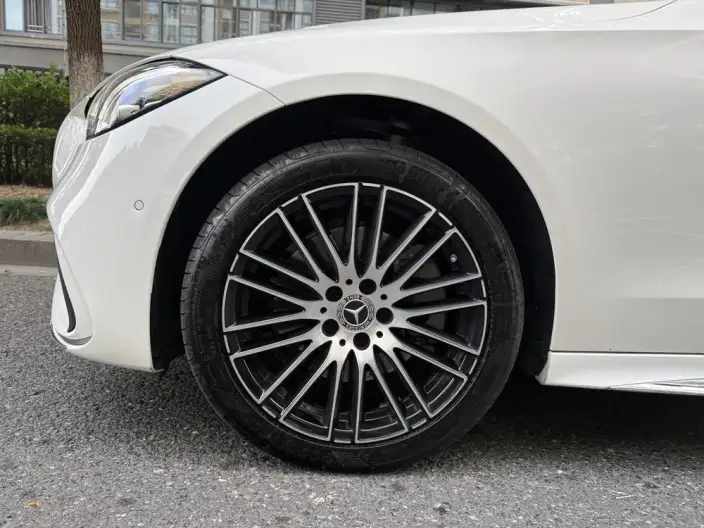 Mercedes-Benz C-Class 2025 Model Facelift C 260 L Sports Edition – фото 6