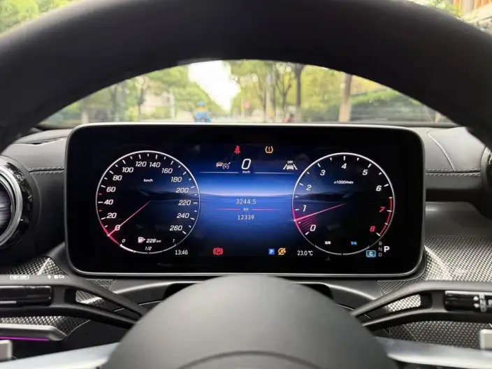 Mercedes-Benz C-Class 2025 Model Facelift C 260 L Sports Edition – фото 8