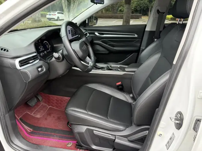 Geely Emgrand 2025 Model No. 4 Gen 1.5L CVT Star Glory Edition – фото 8