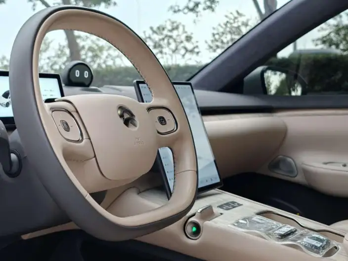 NIO ET7 2021 Model 100kWh First Edition Edition – фото 9