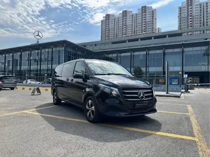 Viano 2024 Model 2.0T Elite Edition 7 seat – фото 3