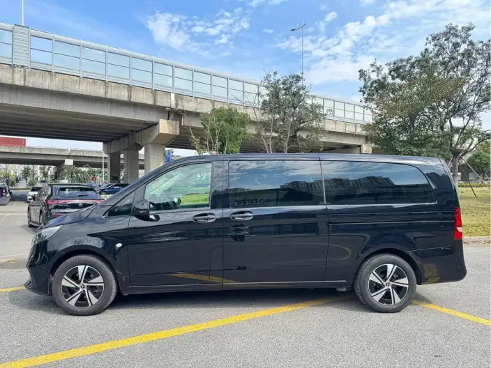 Viano 2024 Model 2.0T Elite Edition 7 seat – фото 4