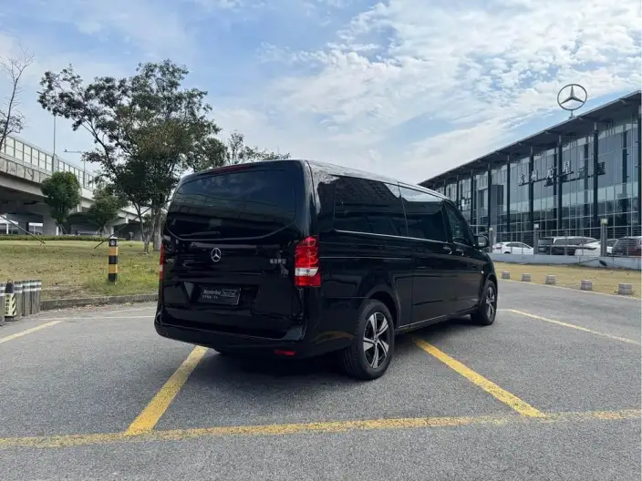 Viano 2024 Model 2.0T Elite Edition 7 seat – фото 6