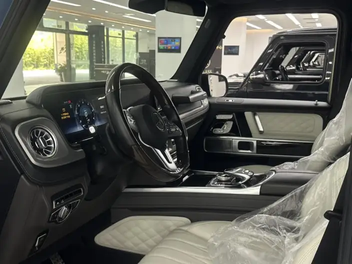 Mercedes-Benz G-Class 2024 Model G 500 – фото 8