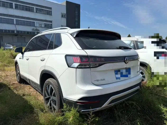 Volkswagen Tayron 2023 Model 330TSI 2WD Luxury Plus Advanced version – фото 2