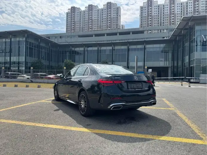 Mercedes-Benz C-Class 2026 Model C 260 L Sports sedan – фото 4