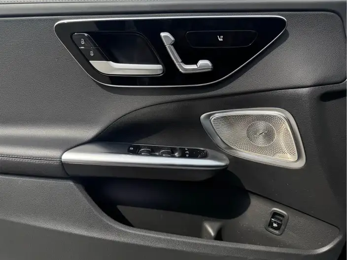 Mercedes-Benz C-Class 2026 Model C 260 L Sports sedan – фото 8