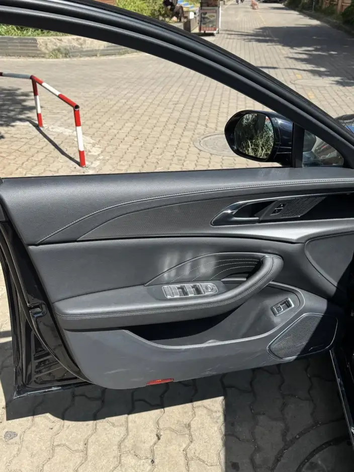 Hongqi H5 2023 Model 1.5T DCT Flag Rhythm Edition – фото 8
