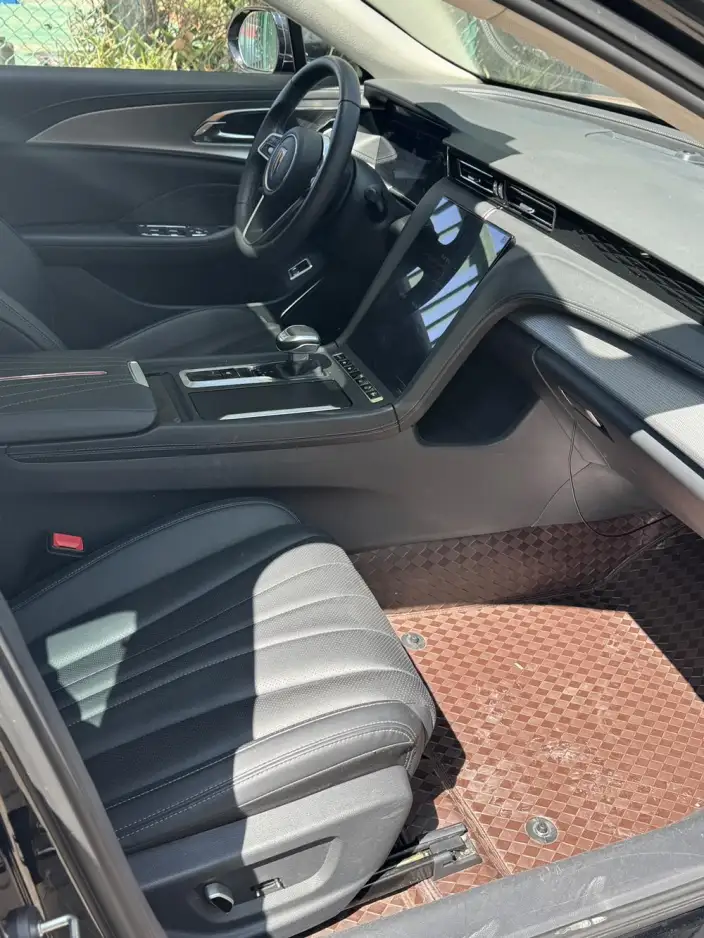 Hongqi H5 2023 Model 1.5T DCT Flag Rhythm Edition – фото 10