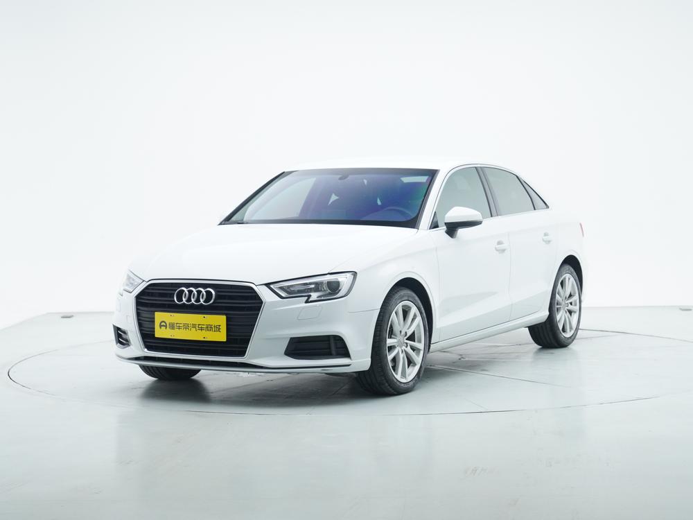 Audi A3 2018 30th Anniversary Limousine 35 TFSI Entry – фото 1