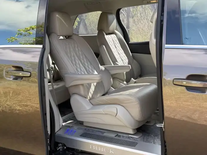 Buick GL8 2023 Model Business class 2.0T Comfort Model – фото 9