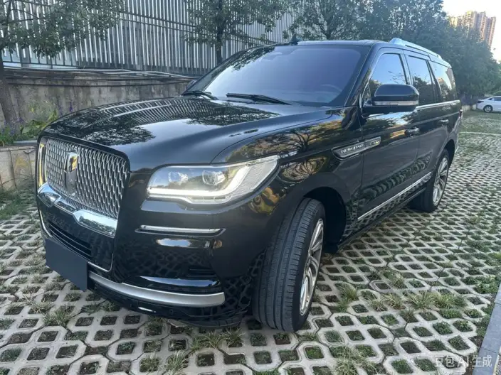 Lincoln Navigator 2022 Model 3.5T Zunyao Edition