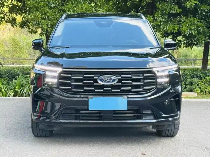 Ford Edge 2025 Model Ford Edge L 2.0T EcoBoost 4WD VII seat Supreme Model