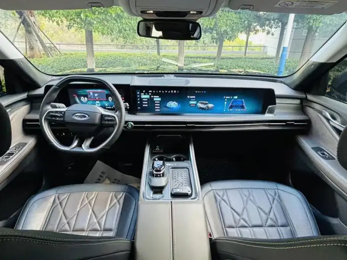 Ford Edge 2025 Model Ford Edge L 2.0T EcoBoost 4WD VII seat Supreme Model – фото 9