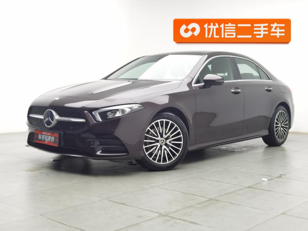 Mercedes-Benz A-Class 2020 комплектация A 200 L Sports sedan Dynamic – фото 1