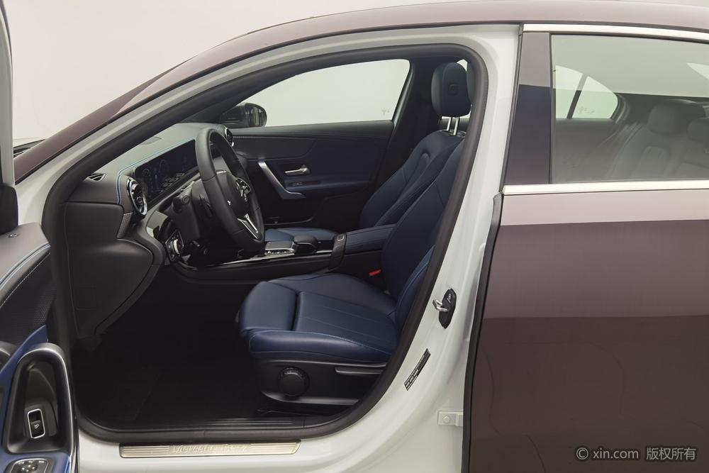 Mercedes-Benz A-Class 2020 комплектация A 200 L Sports sedan Dynamic – фото 17