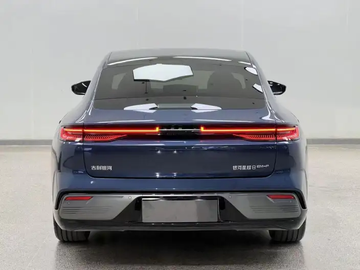 Geely Galaxy E8 PHEV 2025 Model 130km EM-P Galaxy Edition – фото 6