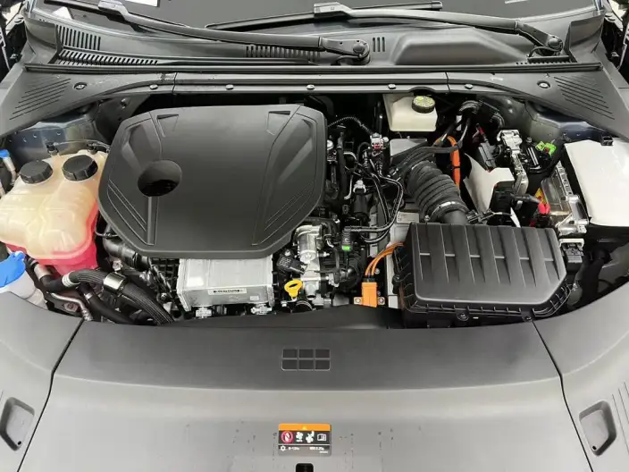 Geely Galaxy E8 PHEV 2025 Model 130km EM-P Galaxy Edition – фото 8