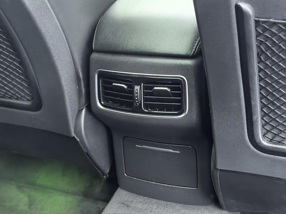 Hongqi HS5 2019 2.0T Smart Connect Flag Enjoy AWD – фото 10