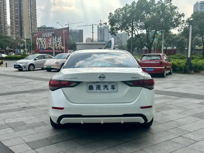 Nissan Sylphy 2022 Model 1.6L XL CVT Yuexiang Edition – фото 6