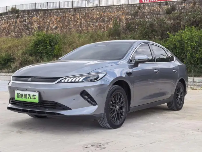 Qin Plus EV 2025 Model Smart Driving Edition 510KM Leading Model – фото 1
