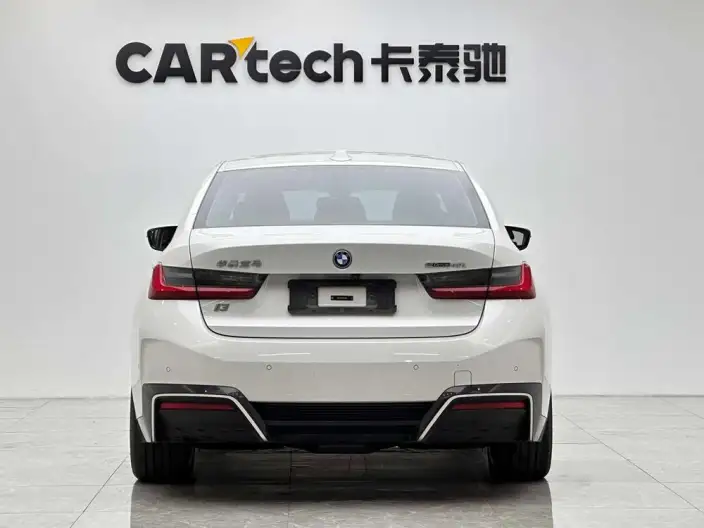 BMW i3 2023 Model eDrive40L Night Edition Sports Set – фото 6