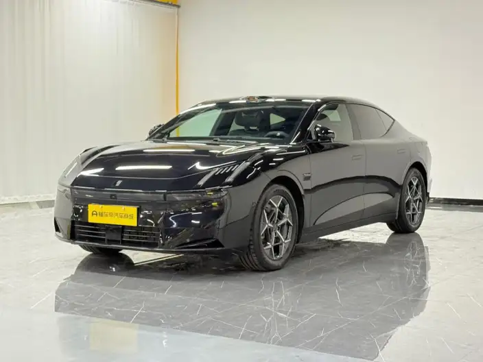 Lynk & Co 10 EM-P 2025 Model 120 4WD Ultra H5 – фото 1
