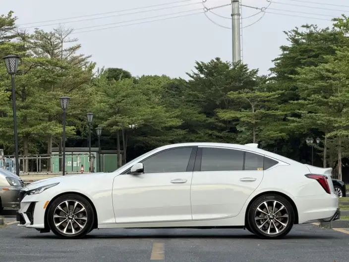 Cadillac CT5 2022 Model 28T Noble Model – фото 4