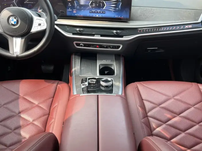 BMW X5 2023 Model xDrive30Li M Sports Set – фото 10