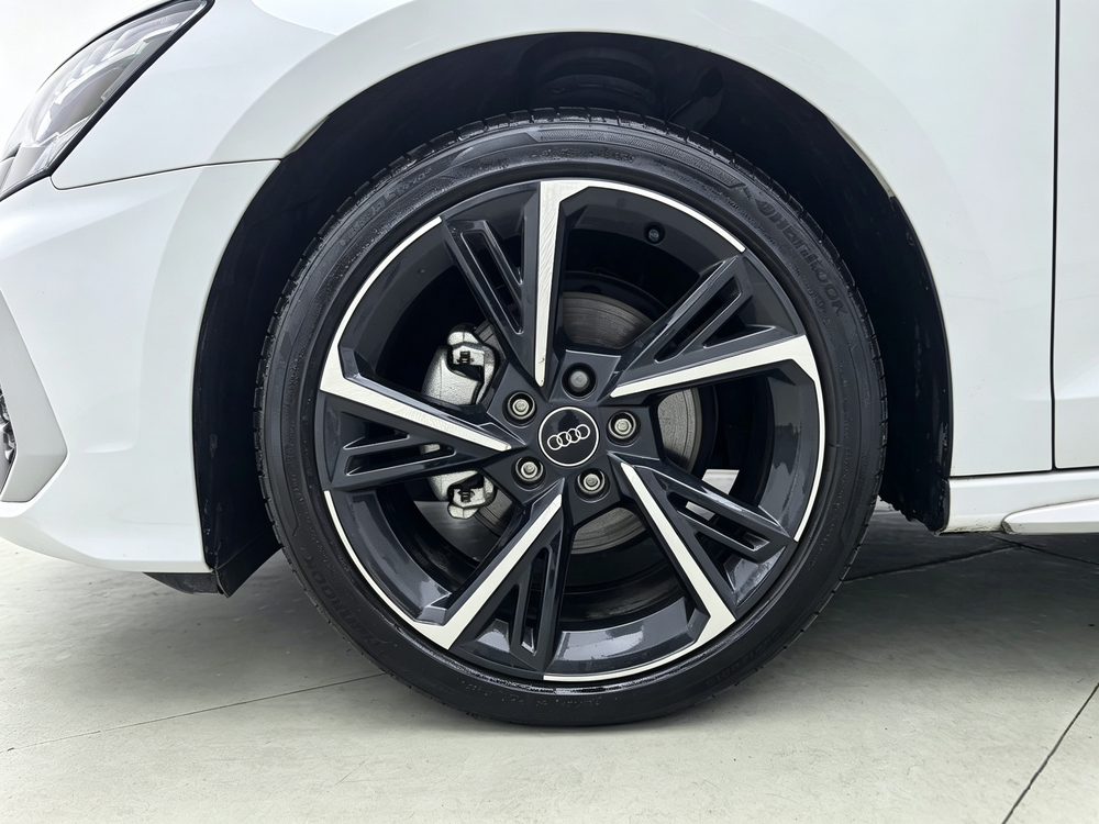 Audi A3 2024 Sportback 35 TFSI Sport – фото 9
