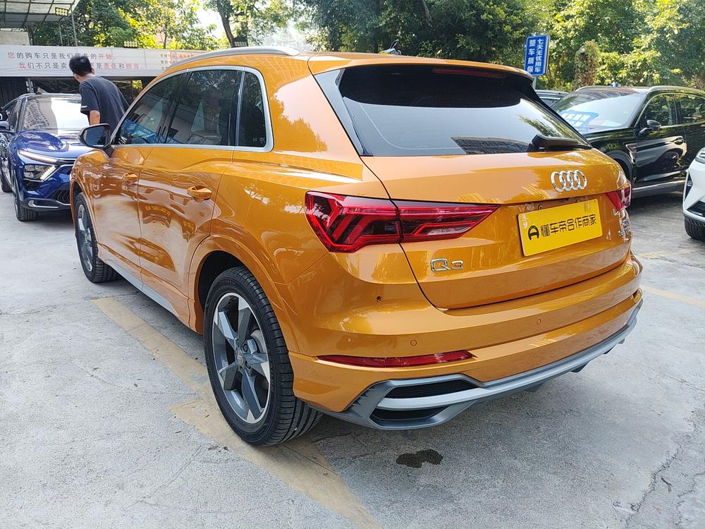 Audi Q3 2019 35 TFSI Style Dynamic – фото 4