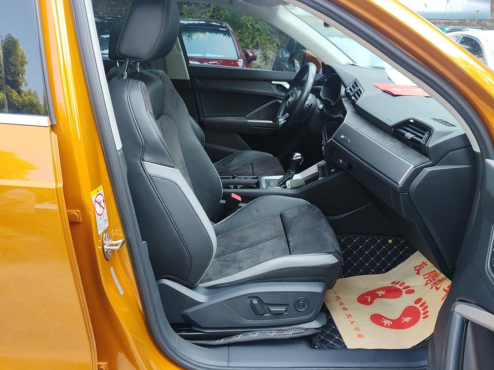 Audi Q3 2019 35 TFSI Style Dynamic – фото 10