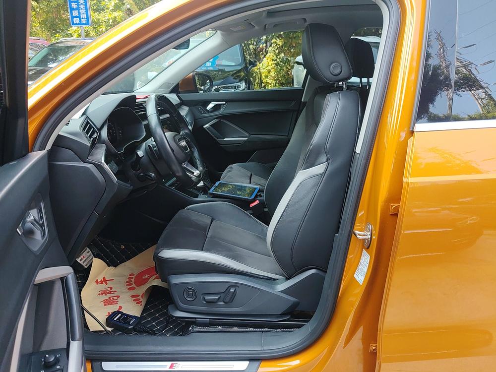 Audi Q3 2019 35 TFSI Style Dynamic – фото 15