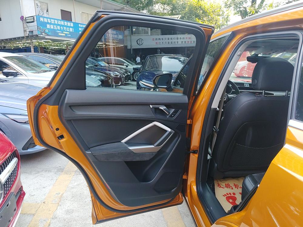 Audi Q3 2019 35 TFSI Style Dynamic – фото 20