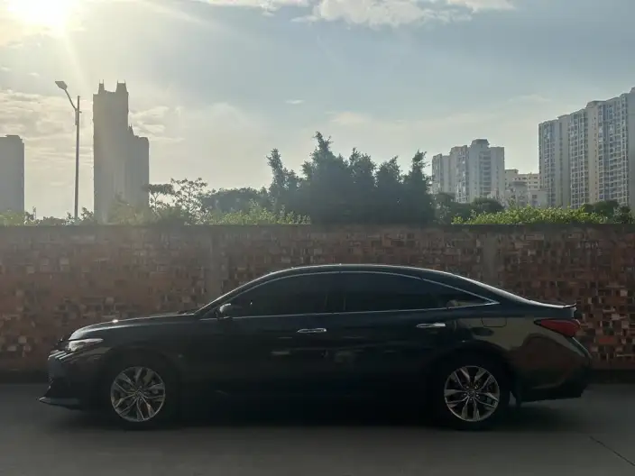 Toyota Avalon 2021 Model 2.5L Deluxe Edition – фото 3