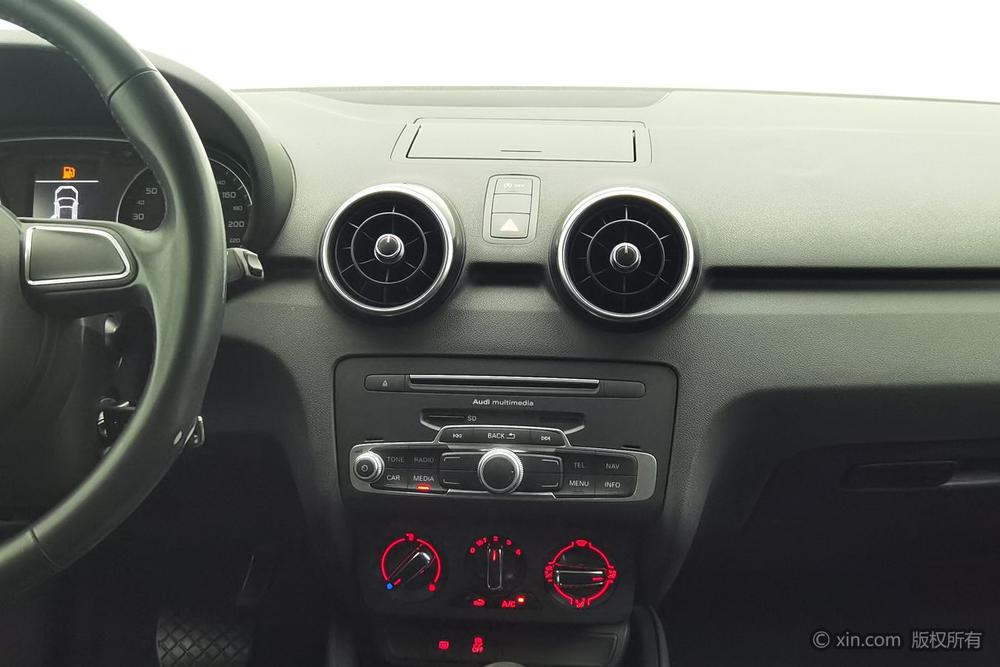 Audi A1 2016 30 TFSI Sportback Design Fashion edition – фото 9