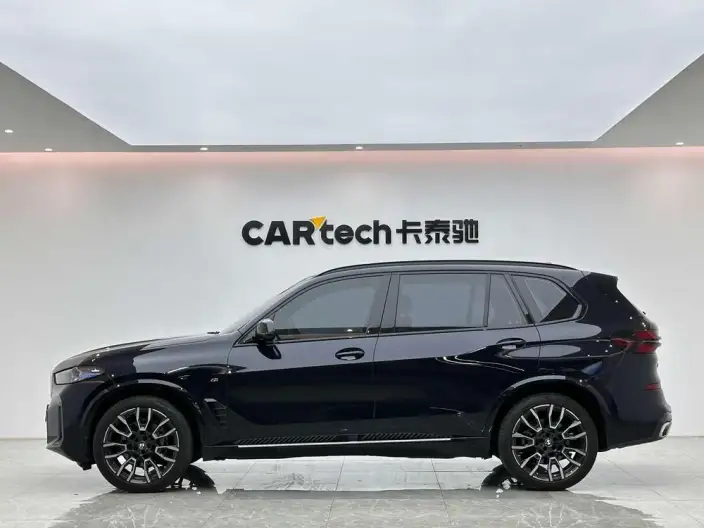 BMW X5 2023 Model xDrive40Li M Sports Night Set – фото 4
