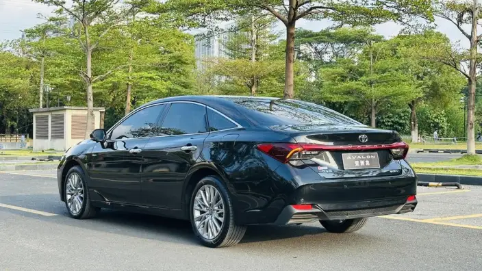 Toyota Avalon 2024 Model Intelligent Hybrid 2.0L E-CVT Deluxe Edition – фото 5