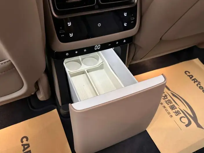 Li Auto i6 2025 Model 2WD Standard Edition – фото 10
