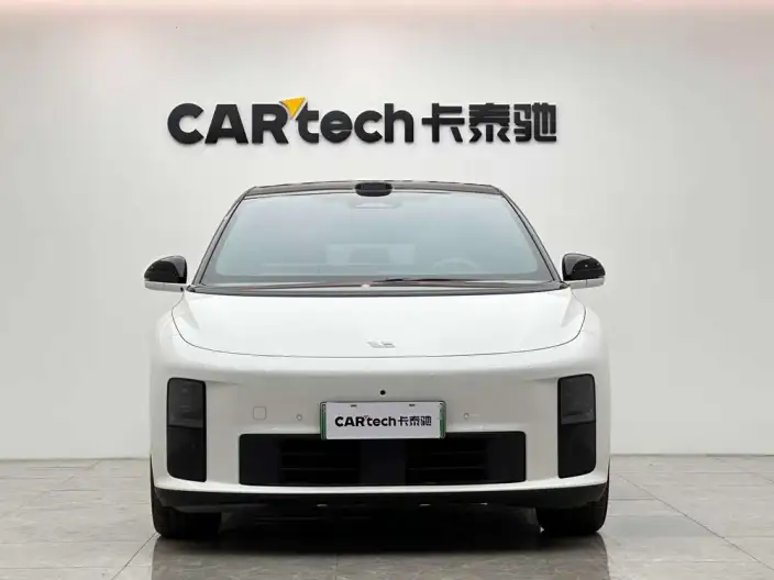 Li Auto i6 2025 Model 2WD Standard Edition – фото 2