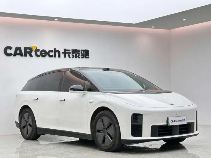 Li Auto i6 2025 Model 2WD Standard Edition – фото 3