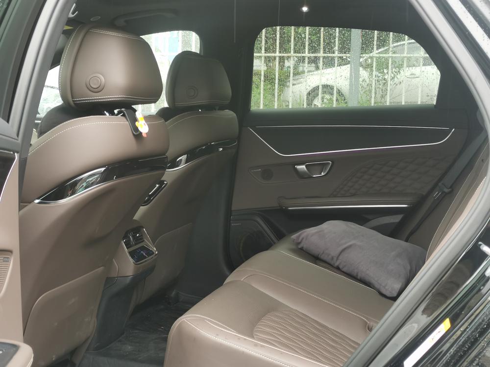 BYD Han DM 2022 DM-i 121KM Prestige – фото 21