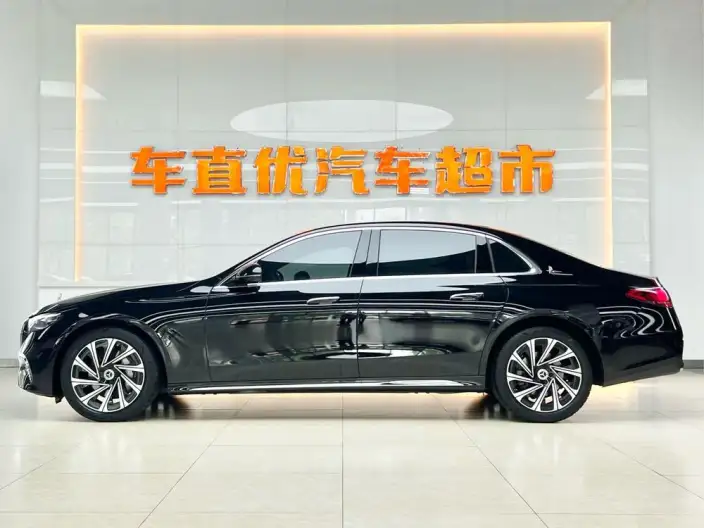 Mercedes-Benz E-Class 2025 Model E 300 L Luxury Model sedan – фото 3