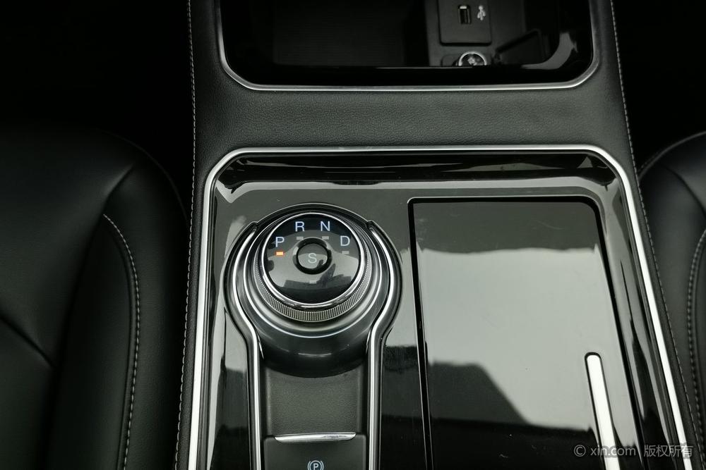 Ford Edge 2021 PLUS EcoBoost 245 2WD Platinum 5-seater – фото 15