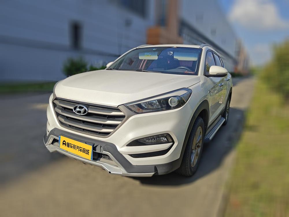 Hyundai Tucson 2015 1.6T DCT 2WD Smart – фото 1