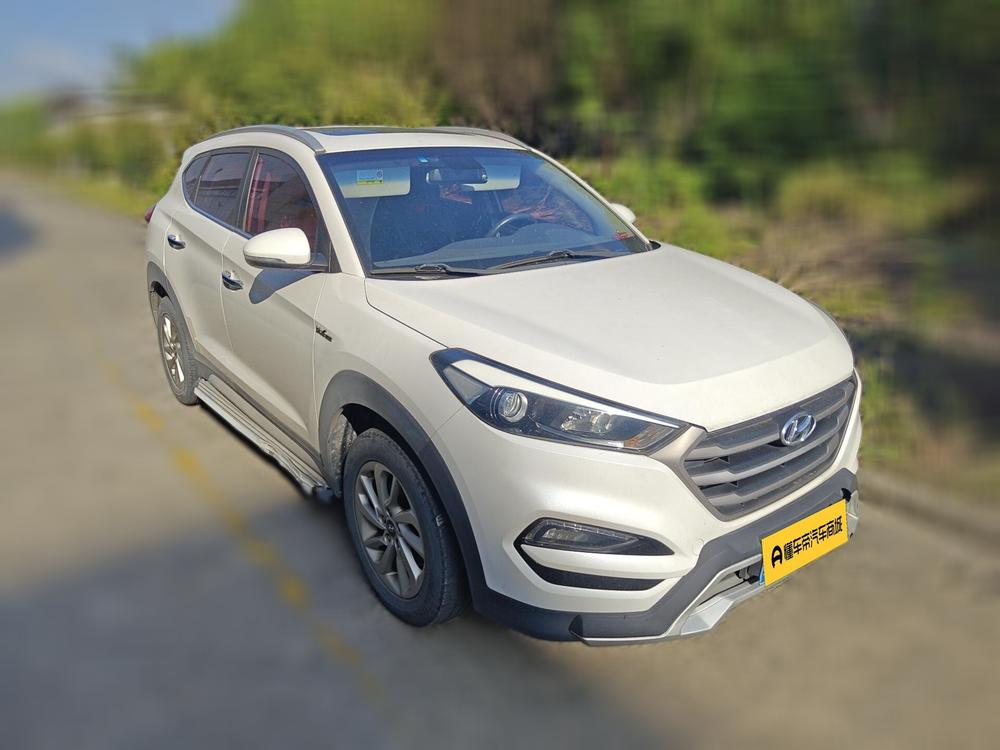 Hyundai Tucson 2015 1.6T DCT 2WD Smart – фото 3