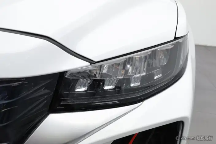Geely Boyue 2022 Model Geely Boyue X 1.8TD DCT Smart Model – фото 7