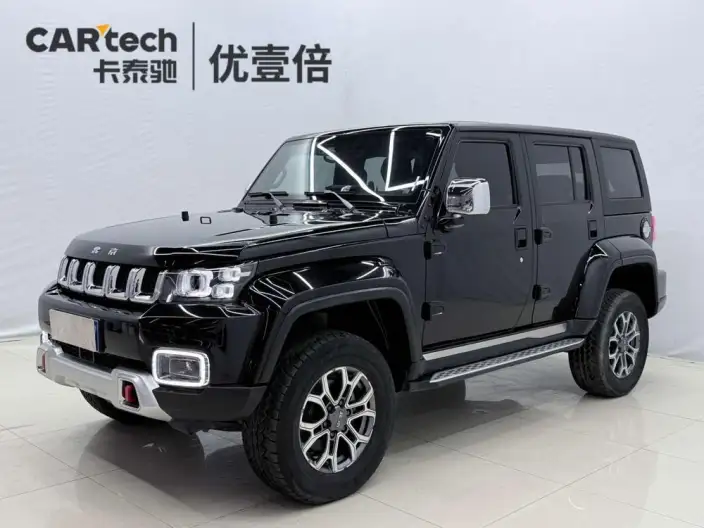 BAIC BJ40 2023 Model 2.0T Automatic 4WD City Hunter Edition Warrior Model